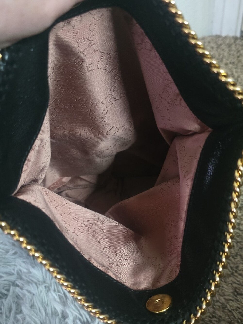 Stella McCartney Black Falabella Shaggy Deer Fold-Over Clutch W Gold (NWOT) 🖤✨️ - Picture 11 of 13